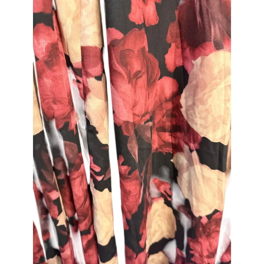 Roz & Ali Floral Maxi Skirt S Elastic Waist Red & Cream Flowers Flowy Lightweigh